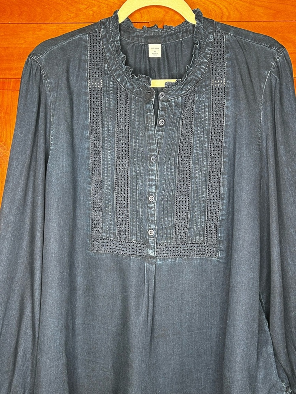 Chambray Embroidered Lace Cutwork Yoke Long Sleeve Blouse Peasant Cottagecore - Picture 12 of 14